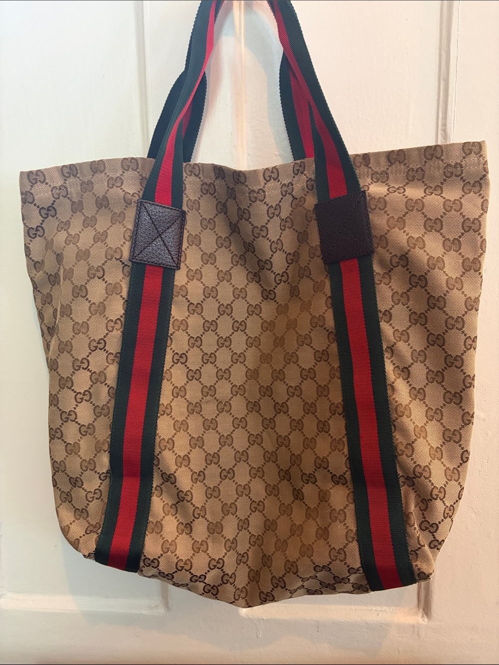 Gucci Beige Monogram Tote with Red and Green Webbing - Picture 15 of 16